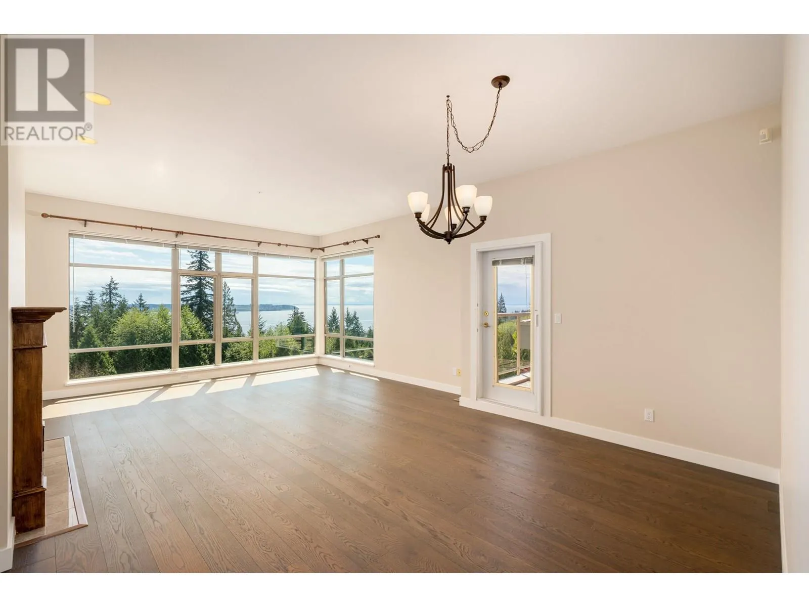 3112 DEER RIDGE DRIVE