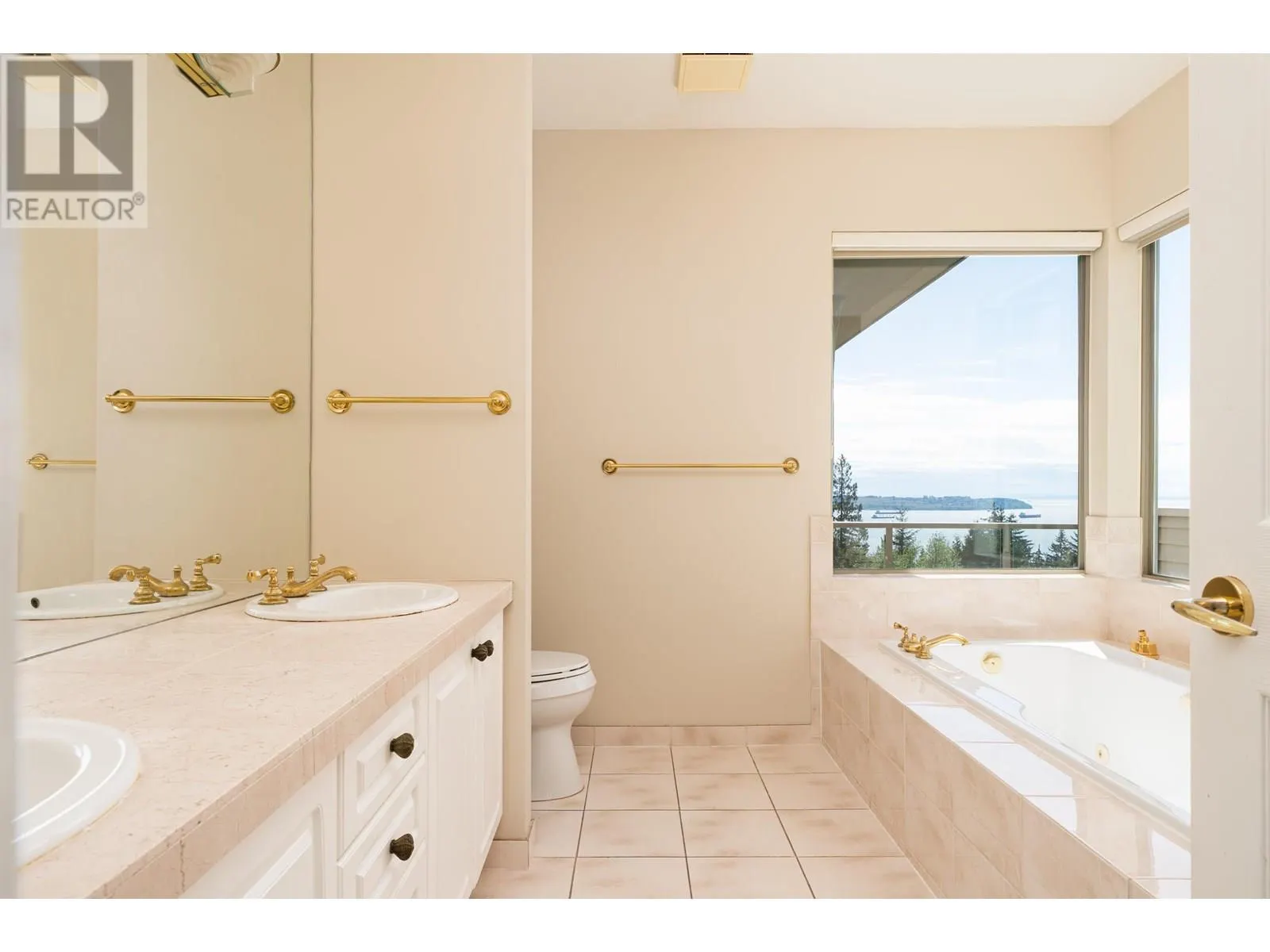 3112 DEER RIDGE DRIVE