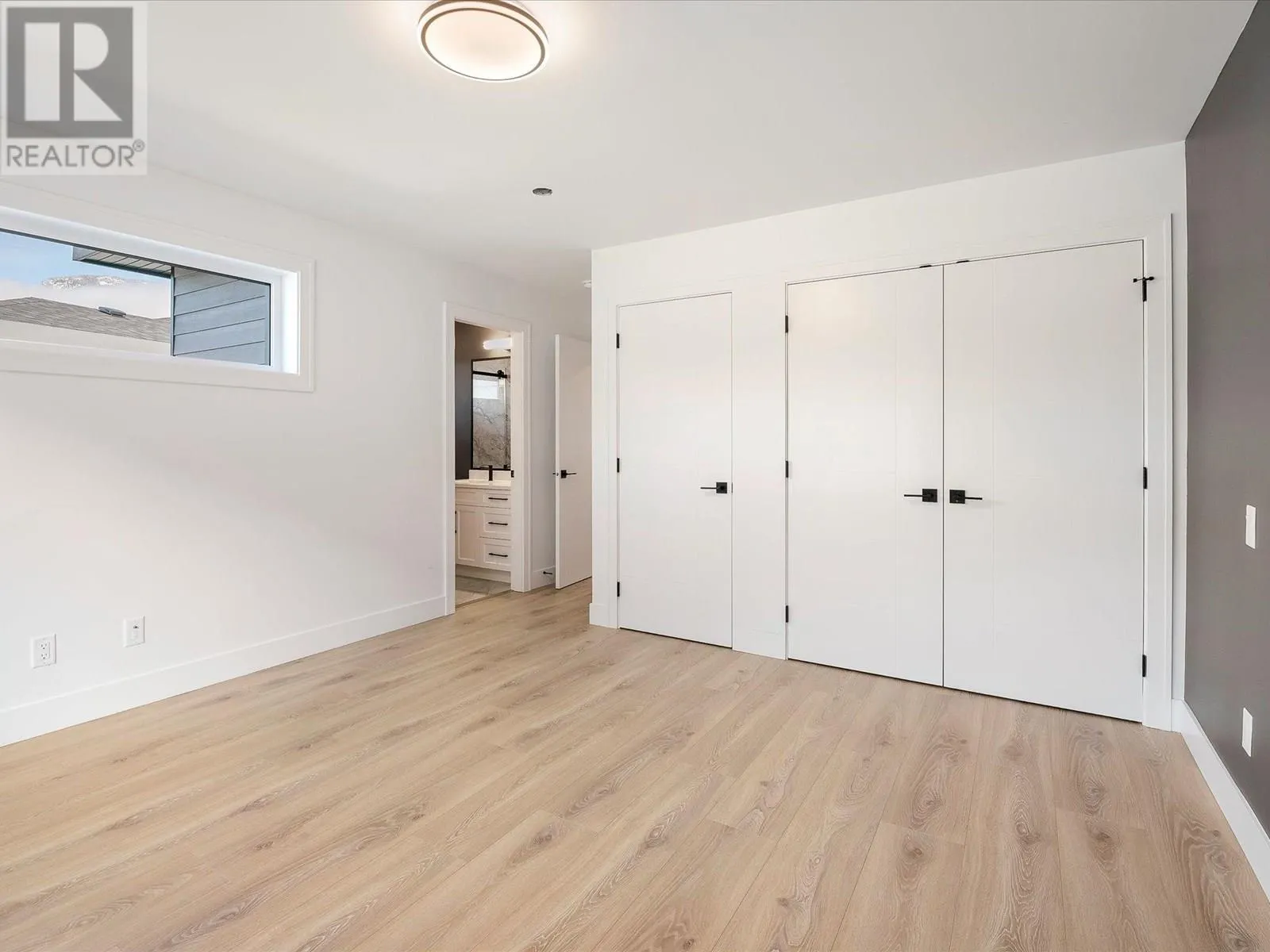 1005 PHARE CRESCENT
