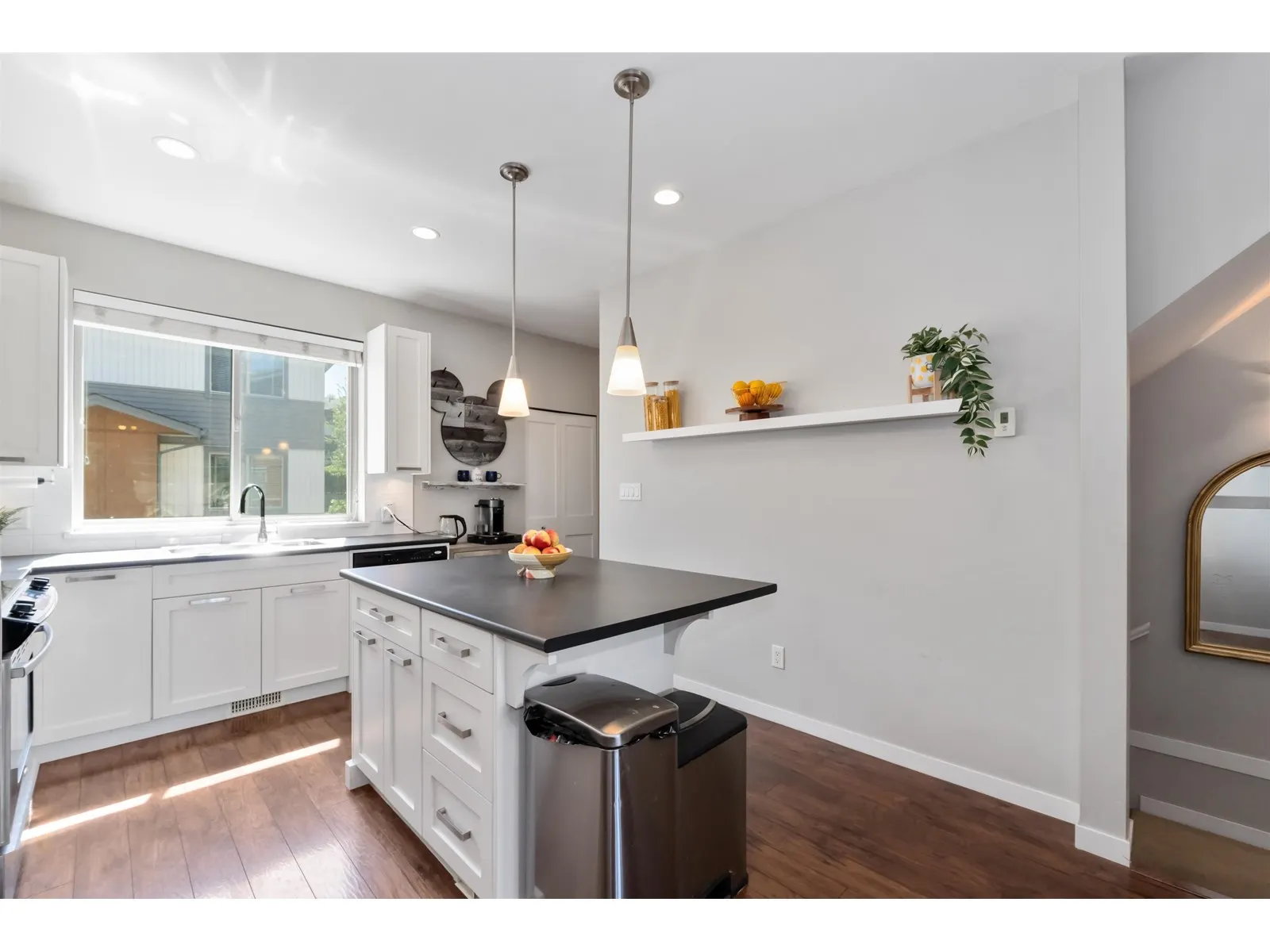 76 34248 KING ROAD
