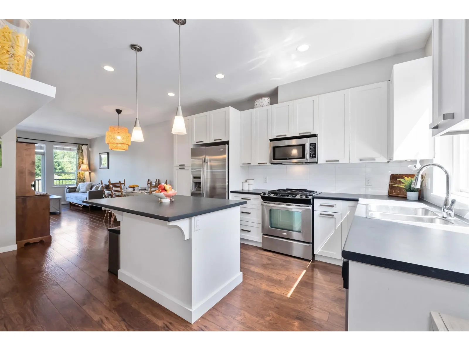 76 34248 KING ROAD