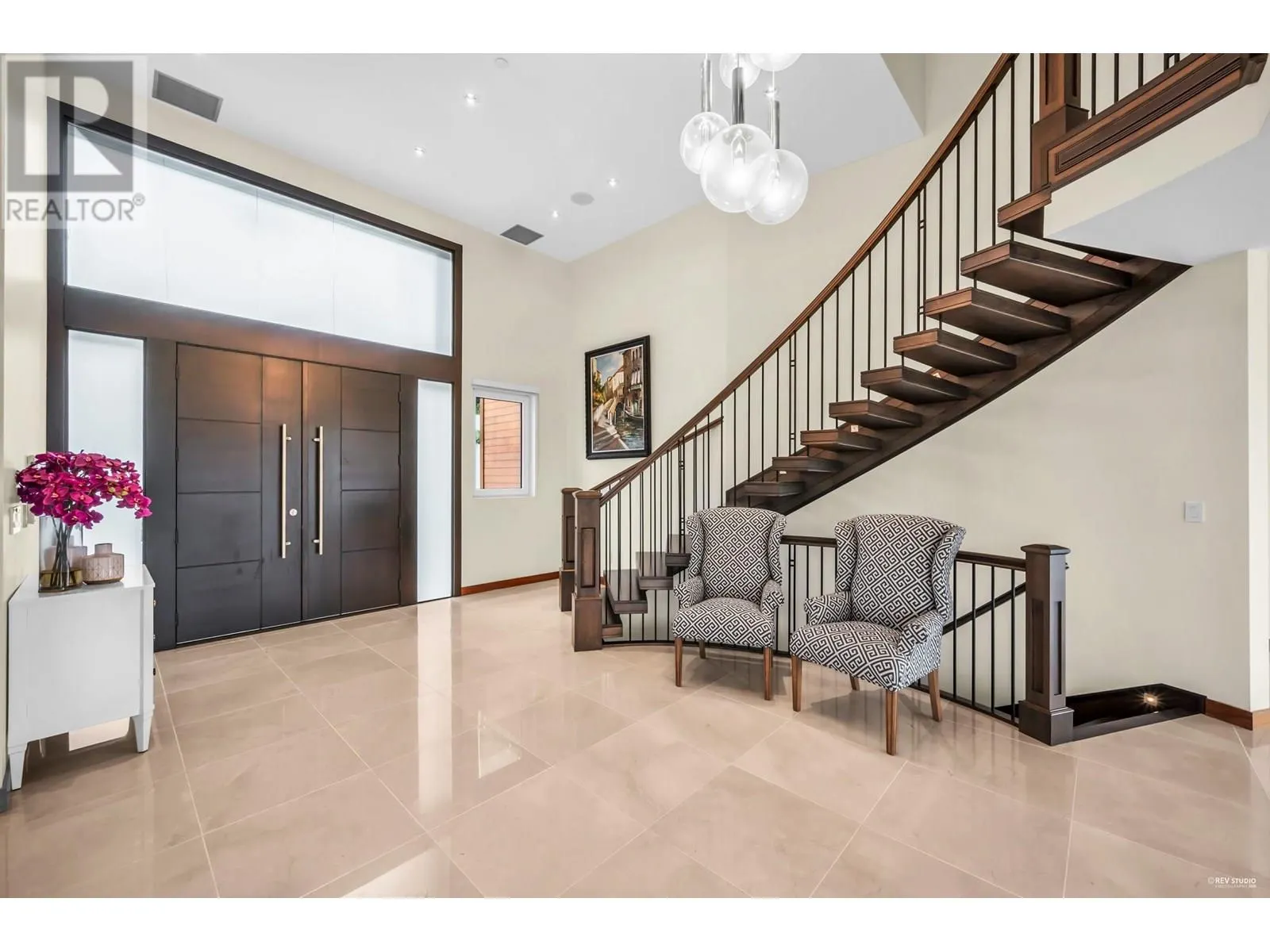 518 BALLANTREE PLACE