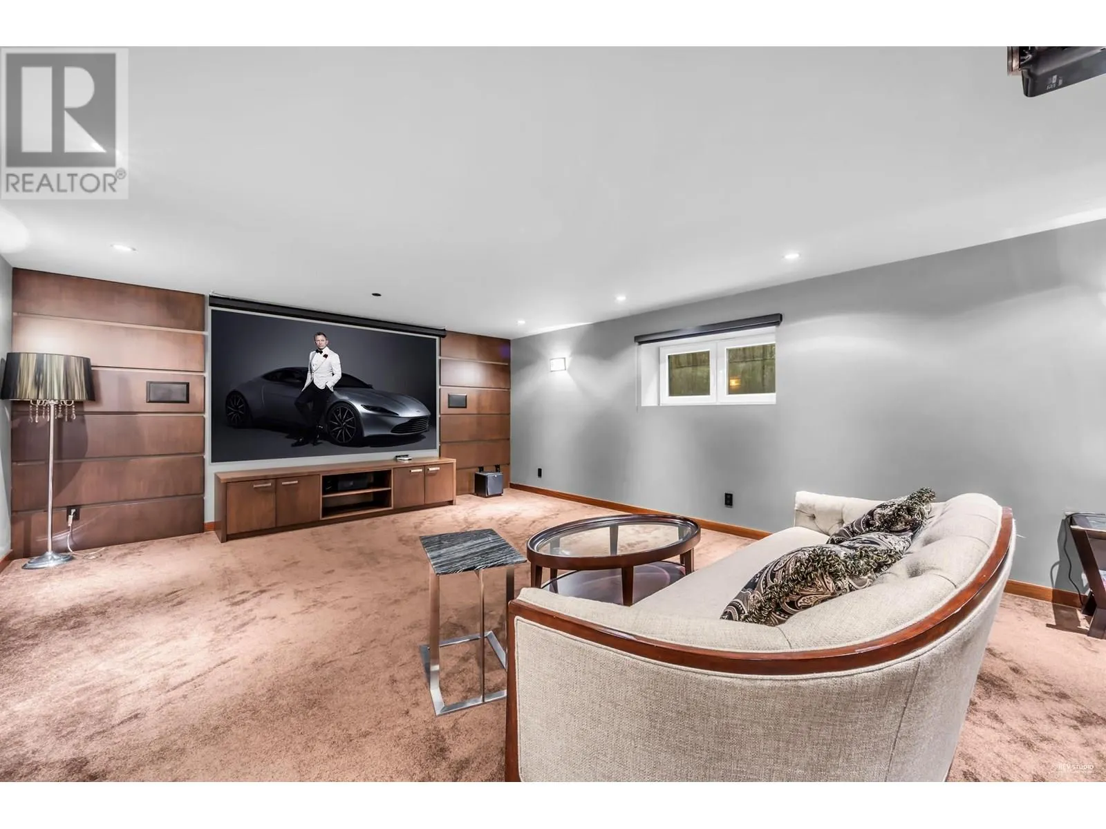 518 BALLANTREE PLACE