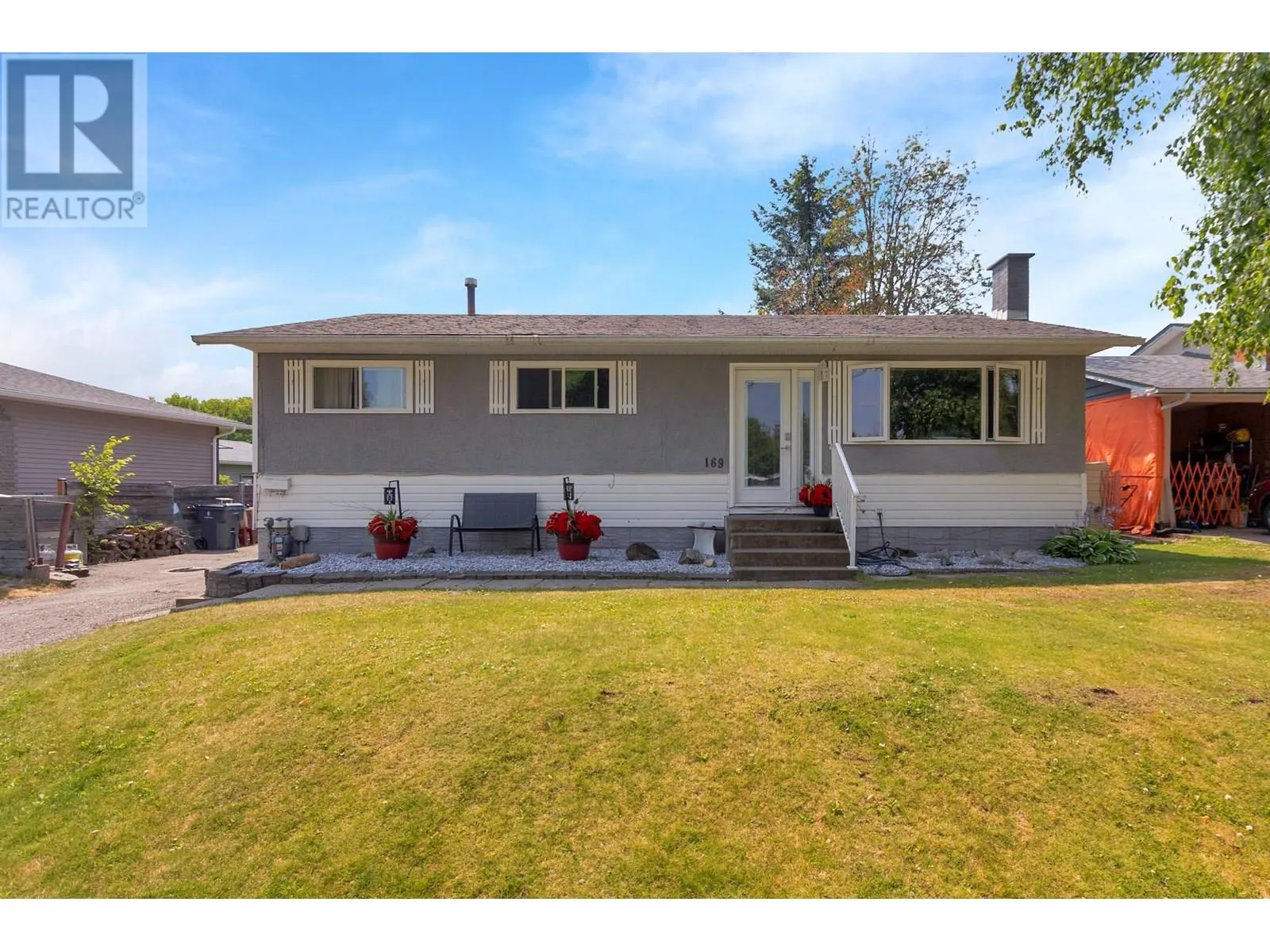 169 AITKEN CRESCENT