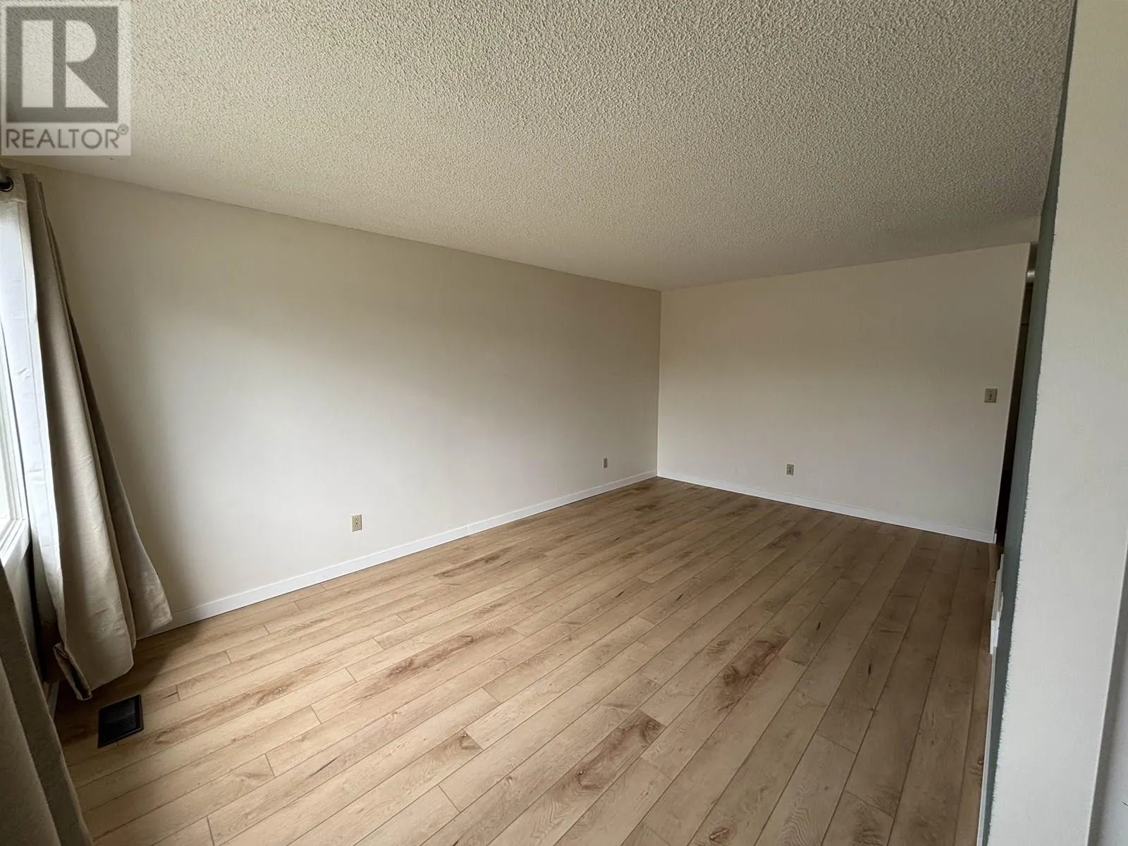 7586 LOYOLA PLACE