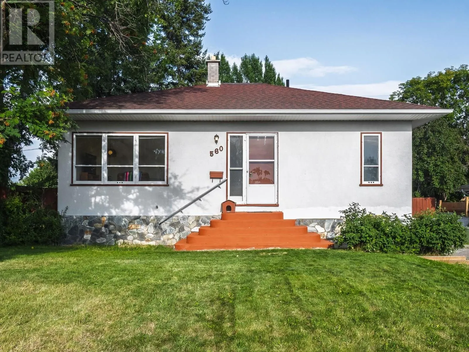 560 WATROUS STREET