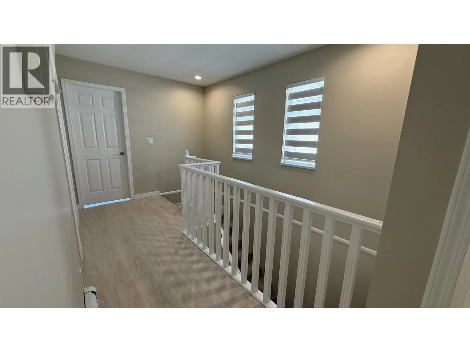 3 10000 FISHER GATE