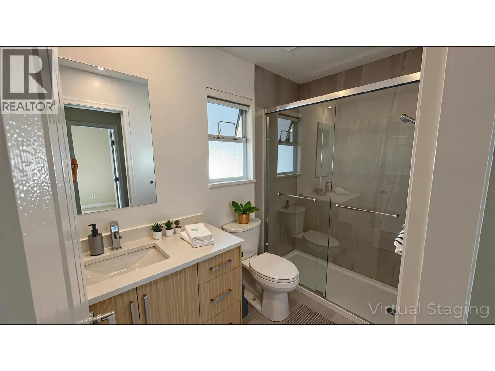 3 10000 FISHER GATE