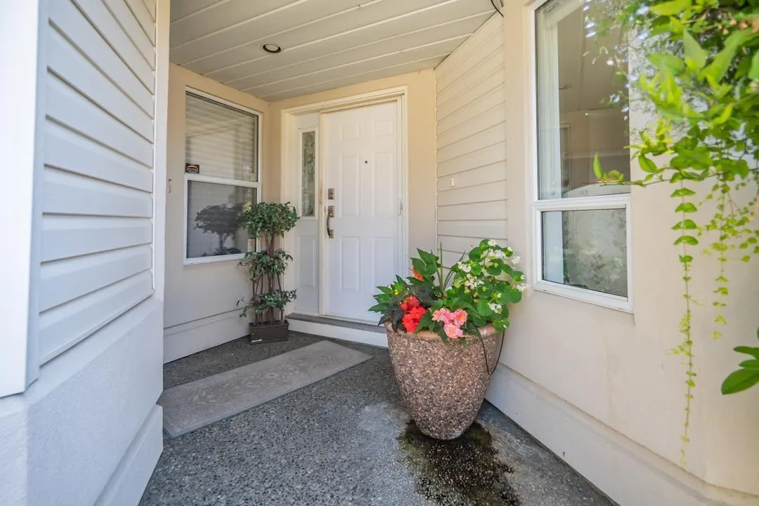 70 31406 UPPER MACLURE ROAD