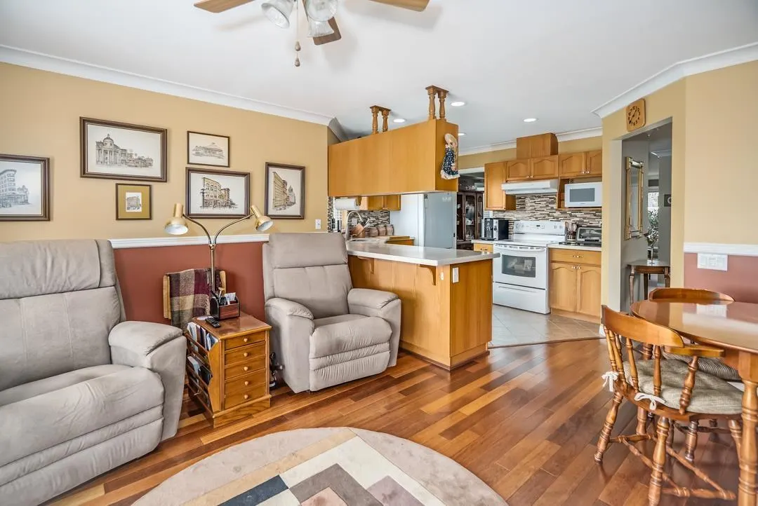70 31406 UPPER MACLURE ROAD
