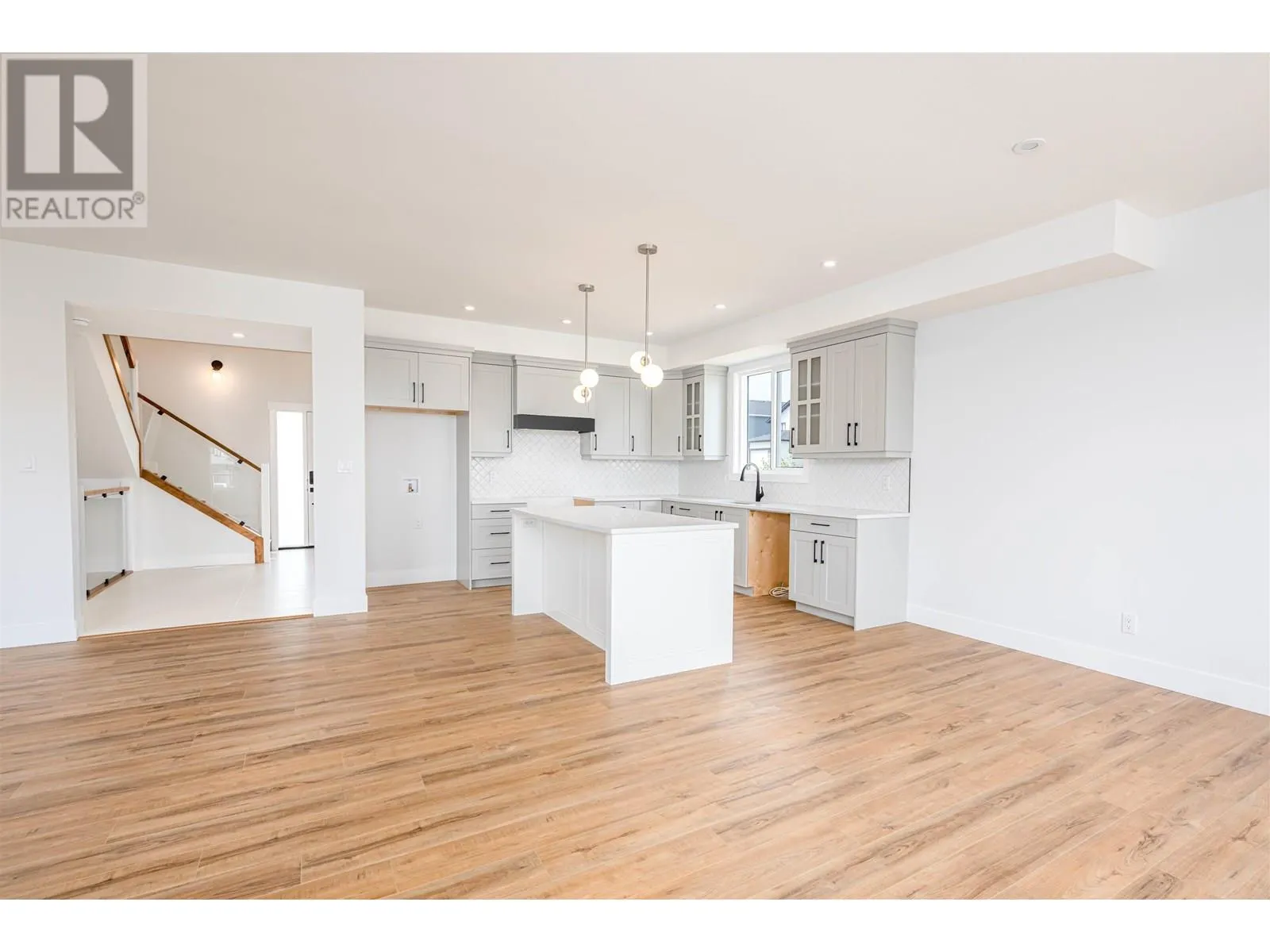 1125 MONTEITH COURT