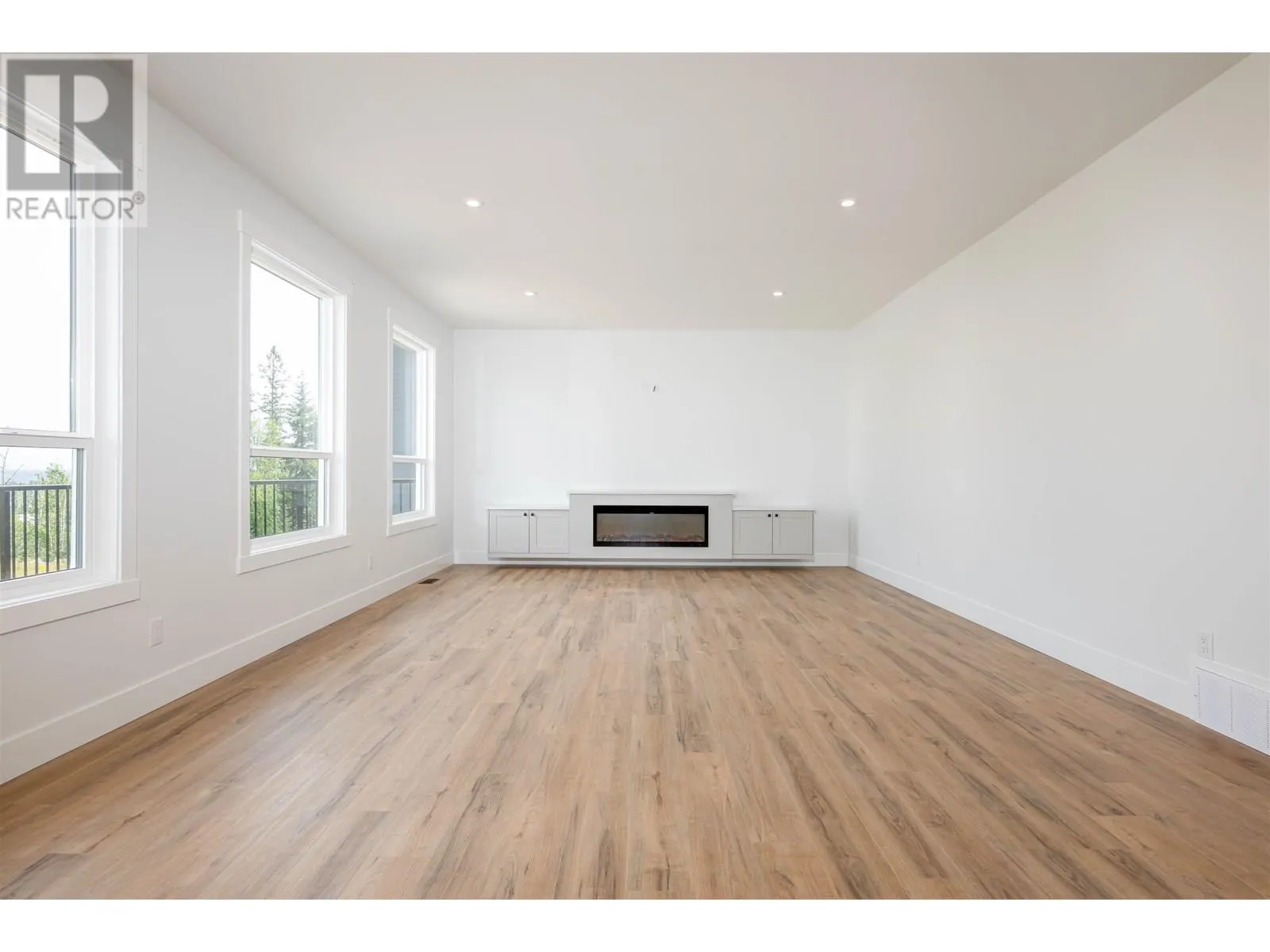 1125 MONTEITH COURT