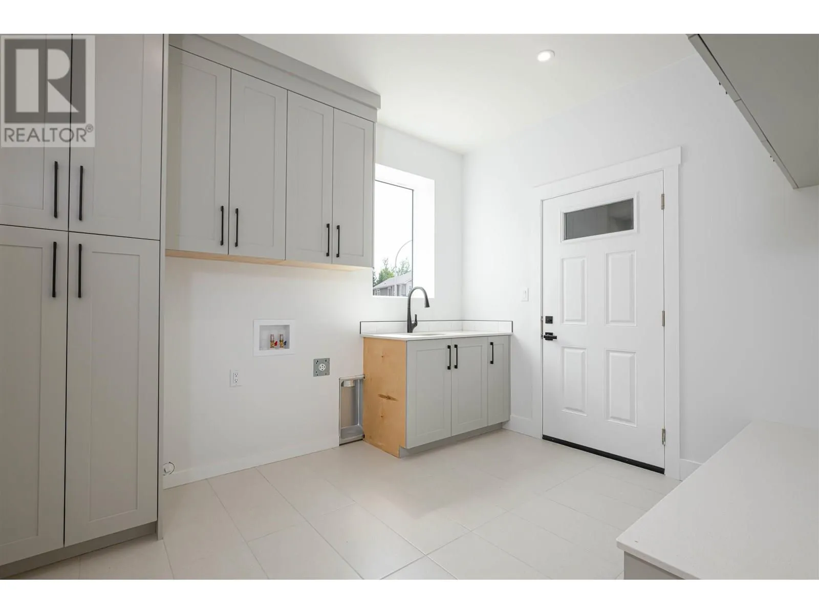 1125 MONTEITH COURT