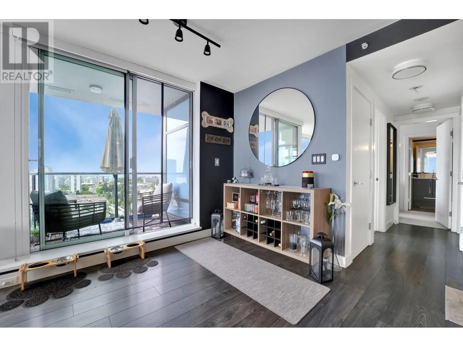 1604 188 AGNES STREET