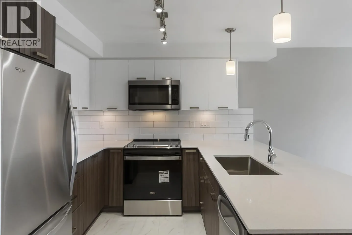 209 22562 121 AVENUE