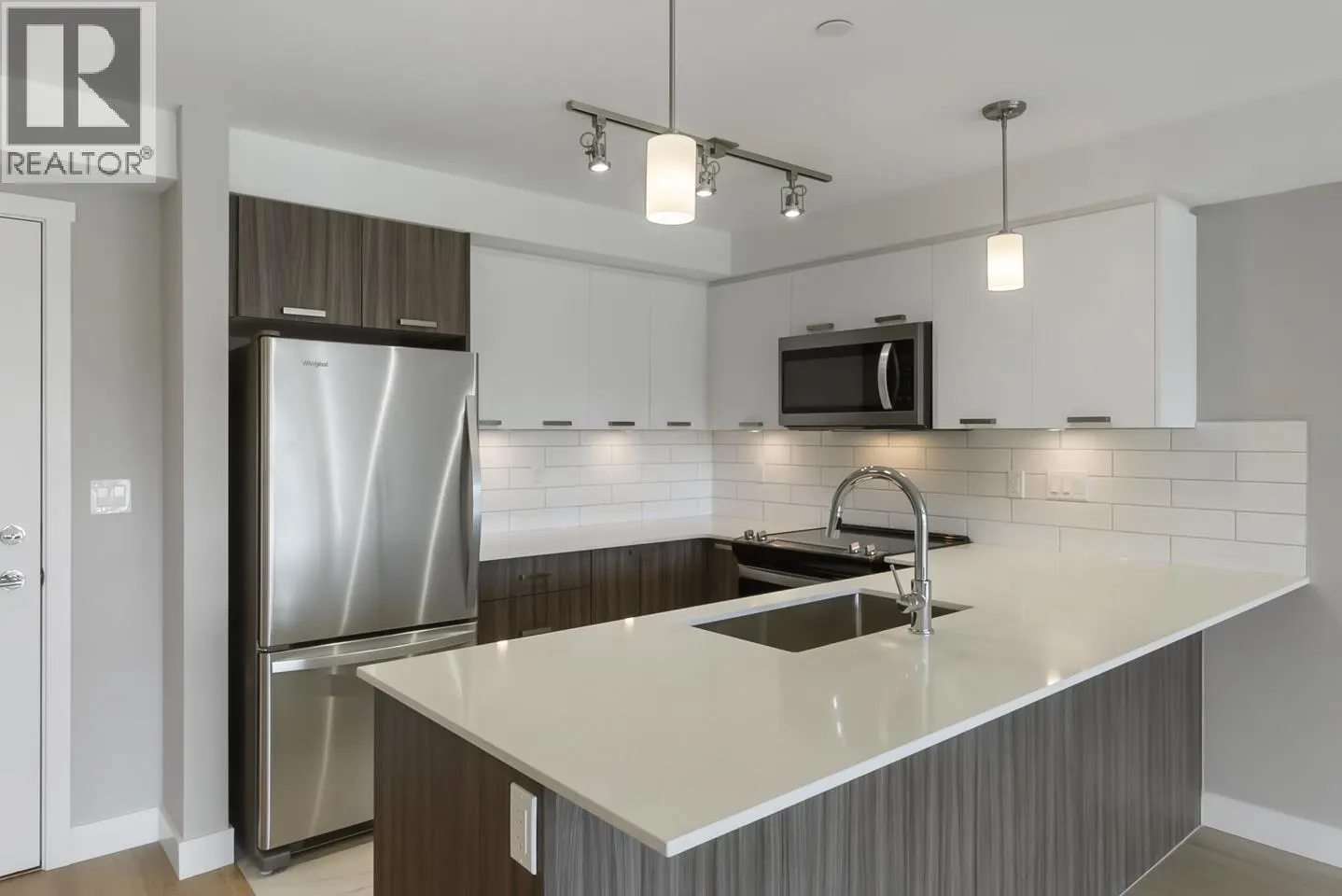 209 22562 121 AVENUE