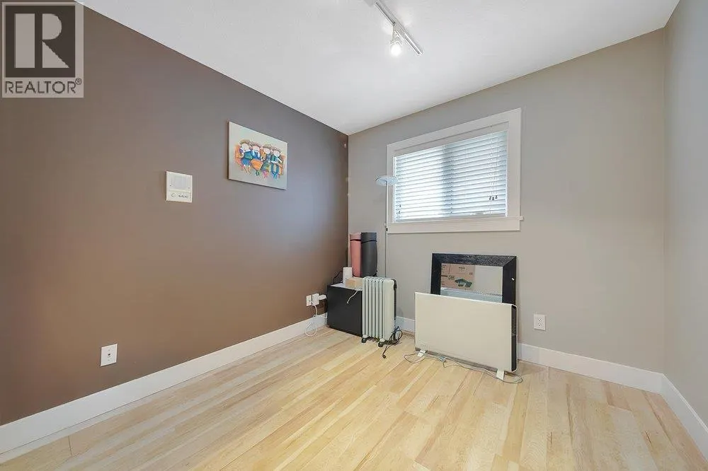 2608 SANDSTONE COURT