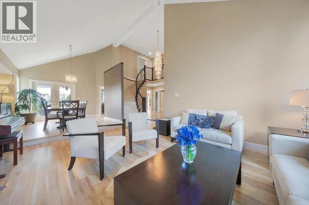 2608 SANDSTONE COURT