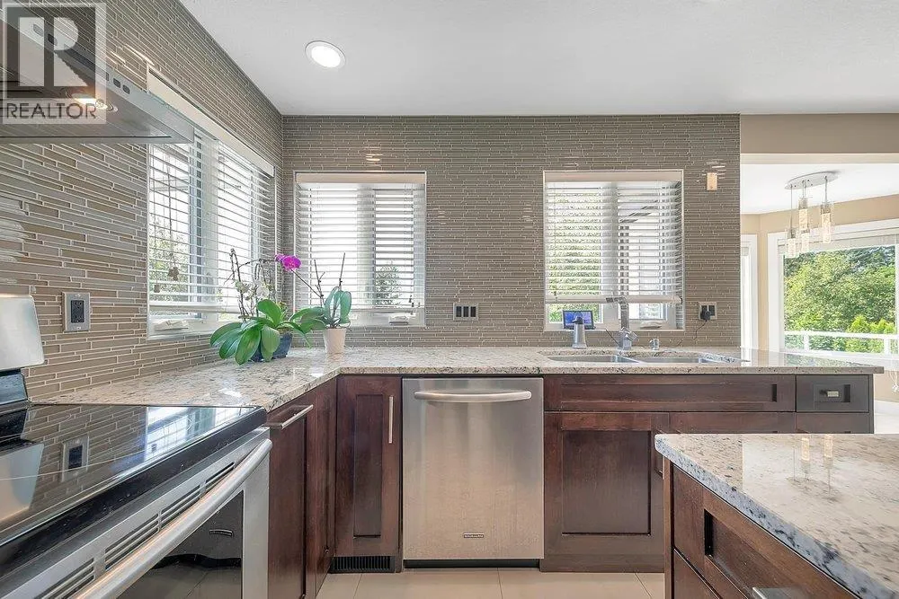 2608 SANDSTONE COURT