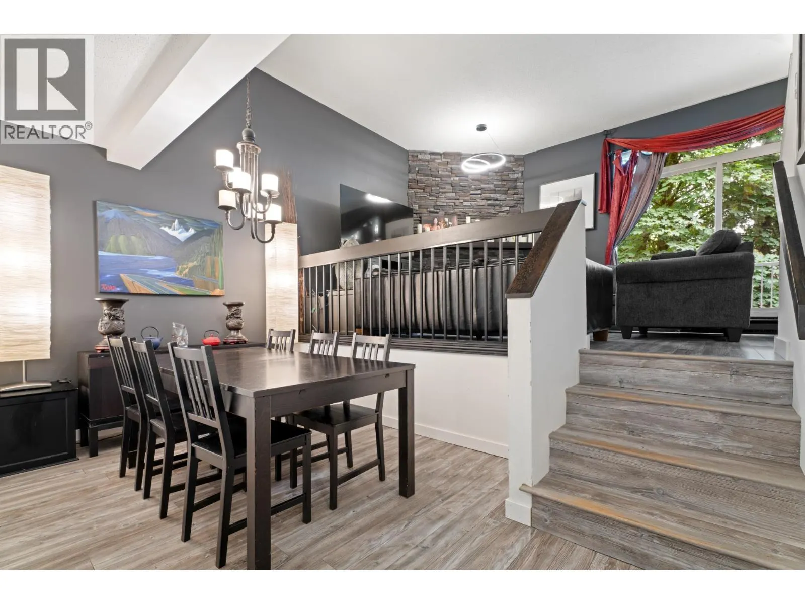 74 1240 FALCON DRIVE