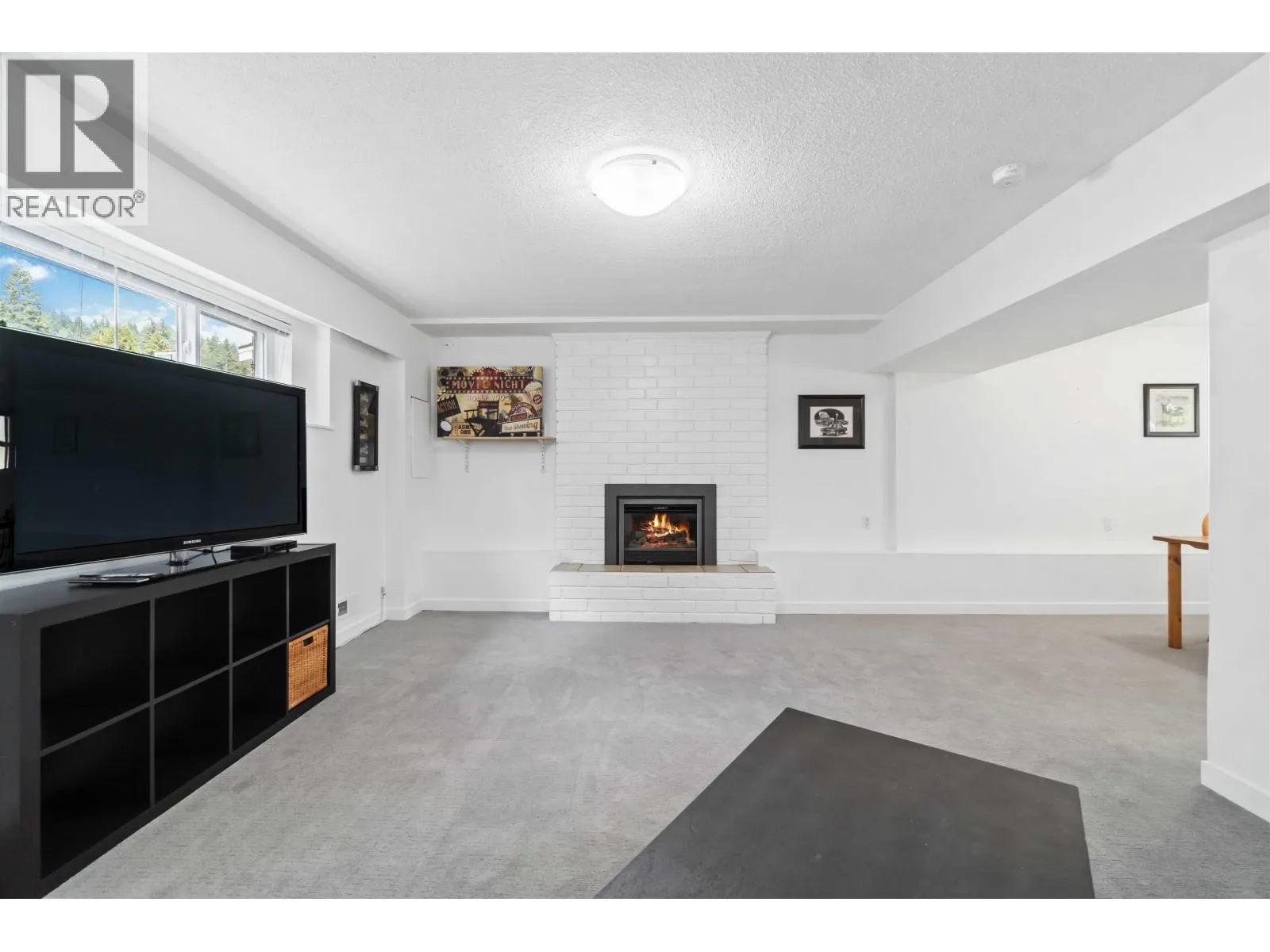 2681 STANDISH DRIVE