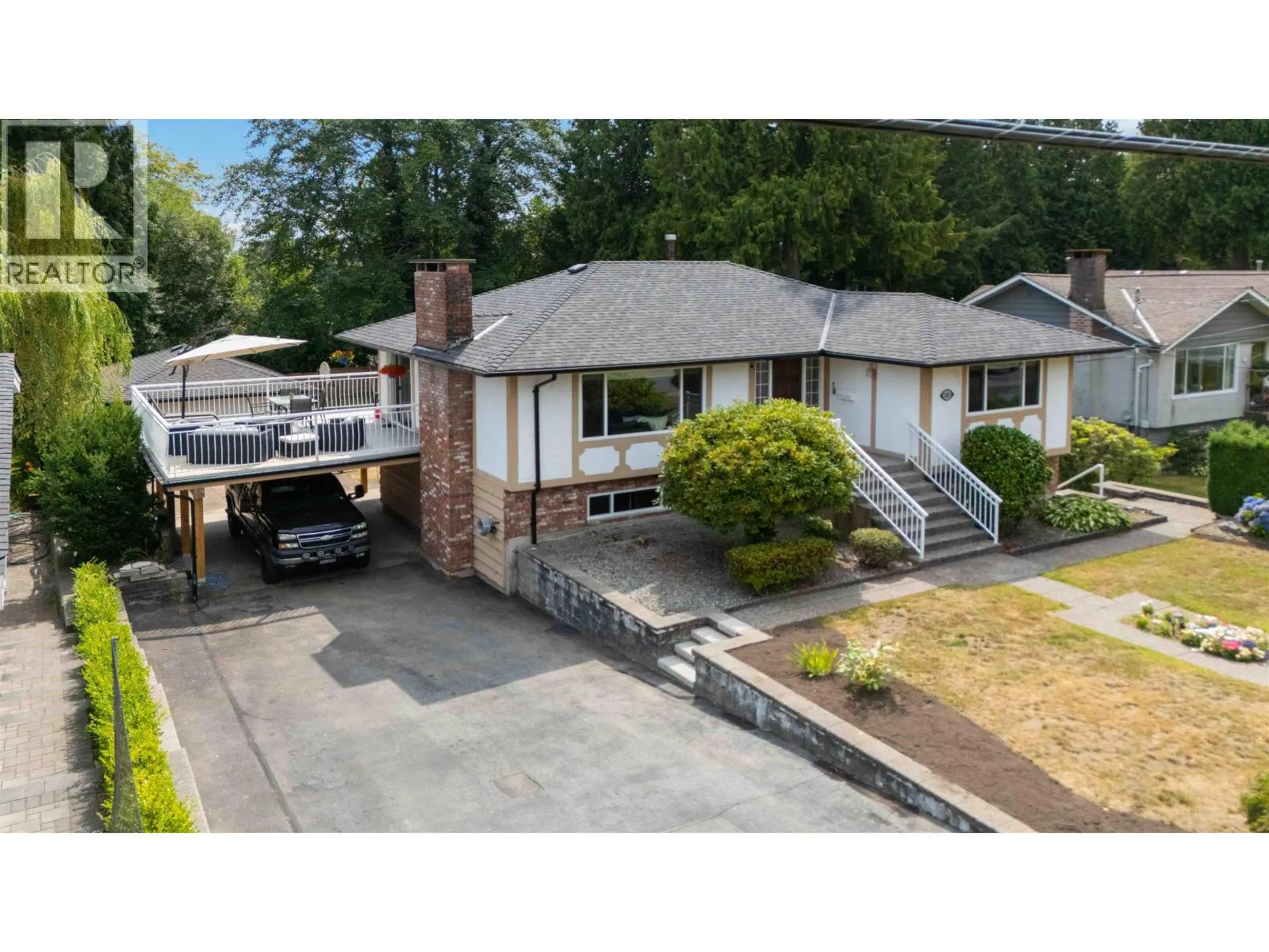 2681 STANDISH DRIVE
