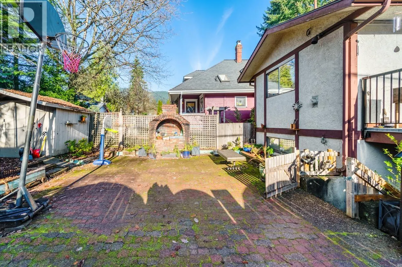 3003 SUNNYHURST ROAD
