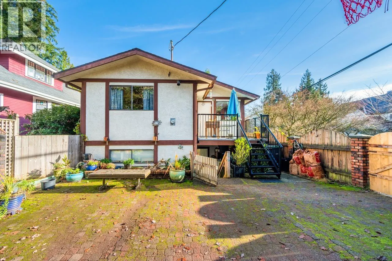 3003 SUNNYHURST ROAD