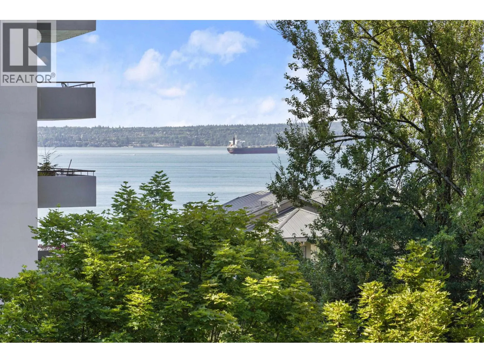 605 1930 MARINE DRIVE