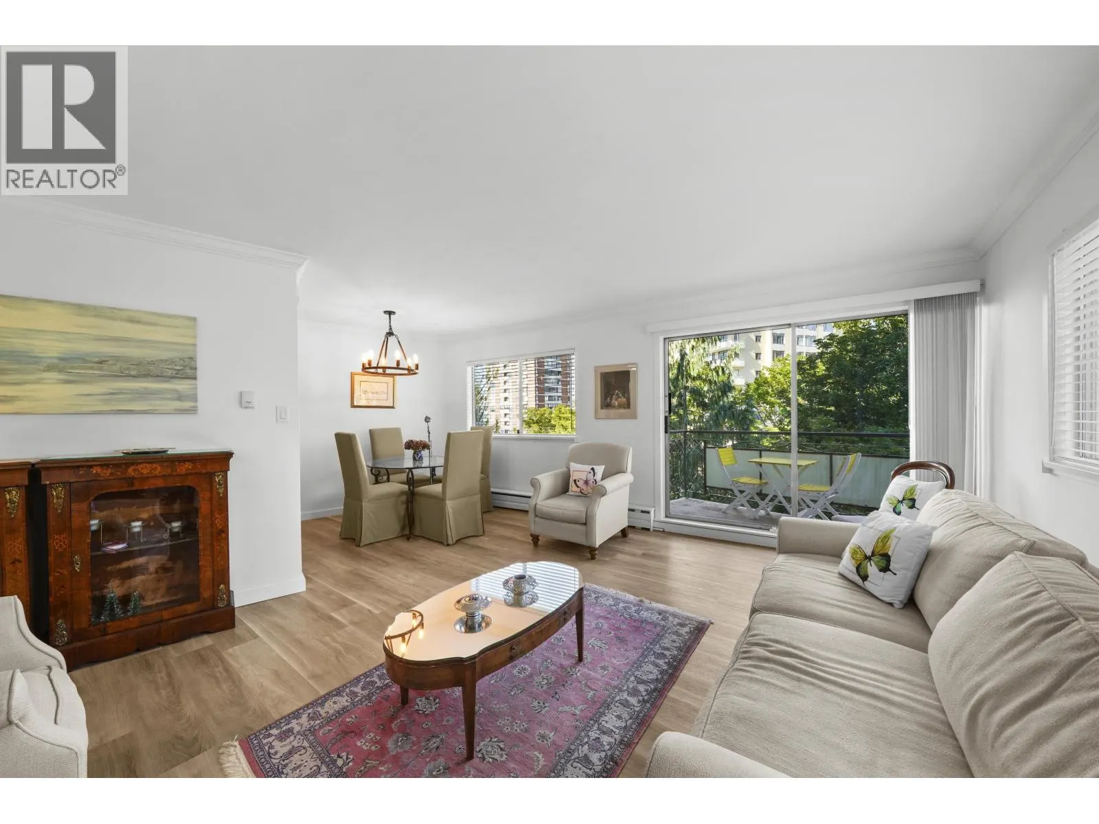 605 1930 MARINE DRIVE
