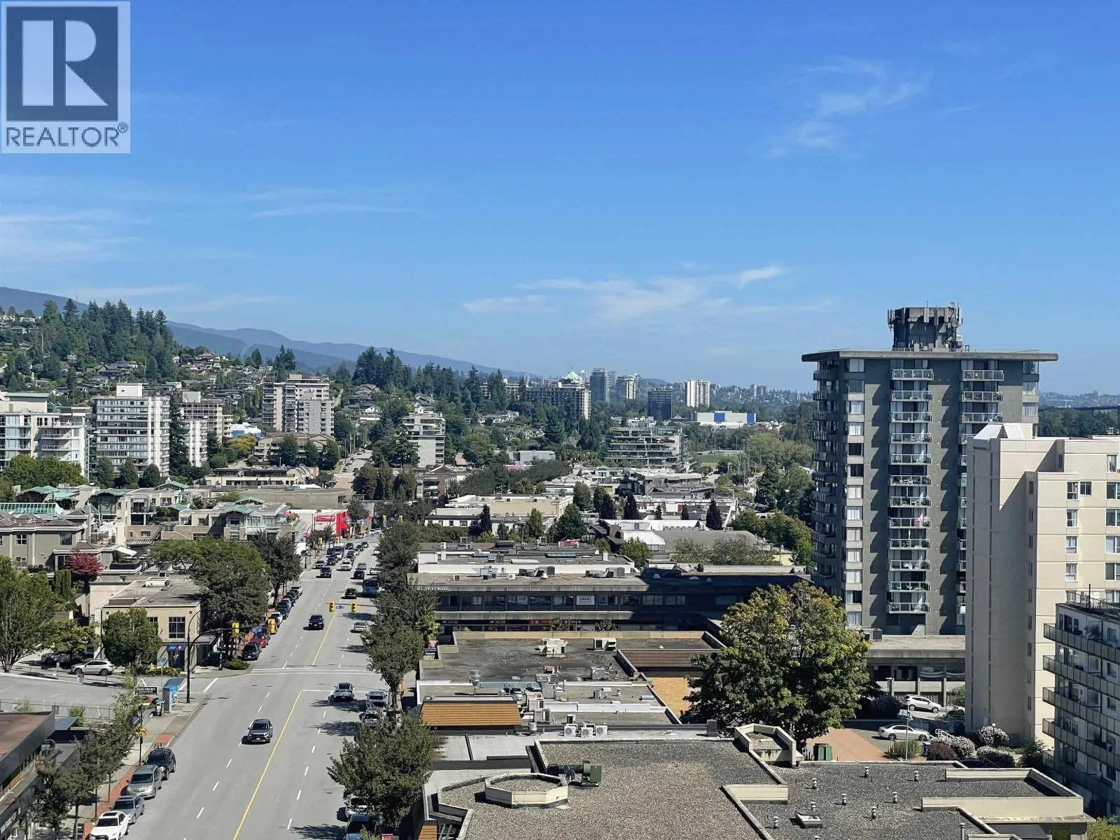 605 1930 MARINE DRIVE