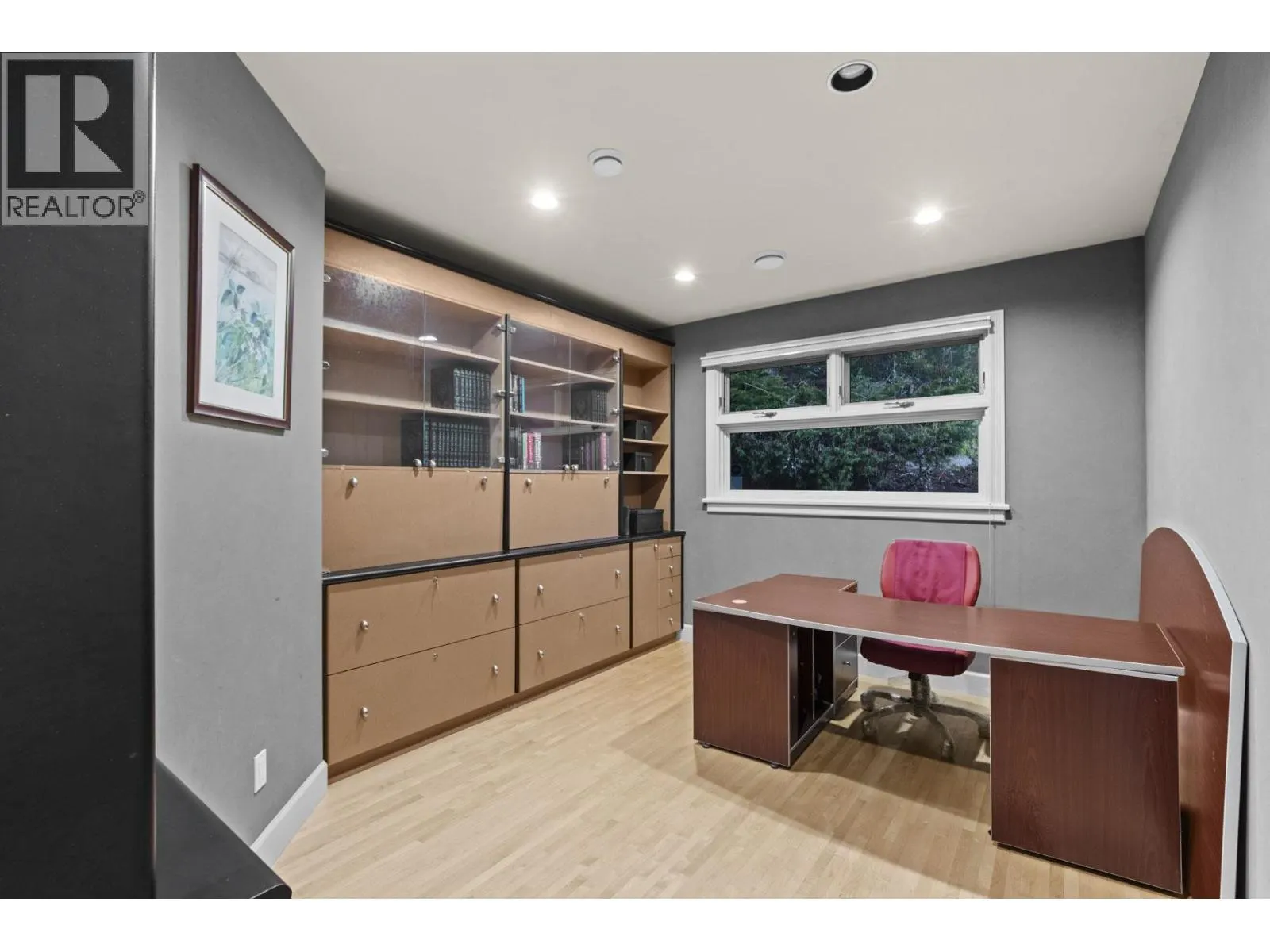 1128 CRESTLINE ROAD