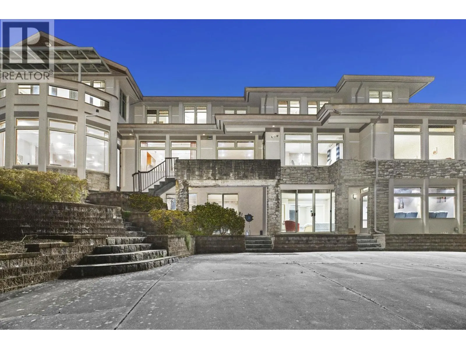 1128 CRESTLINE ROAD