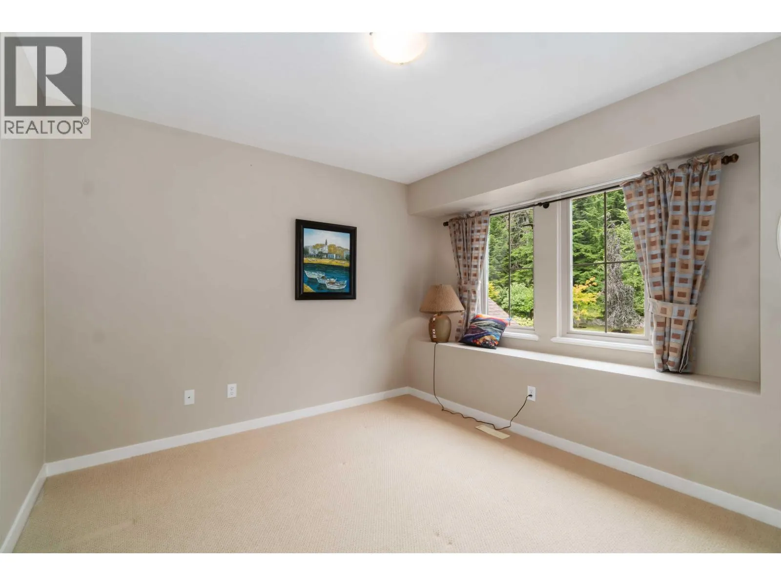 30 HICKORY DRIVE