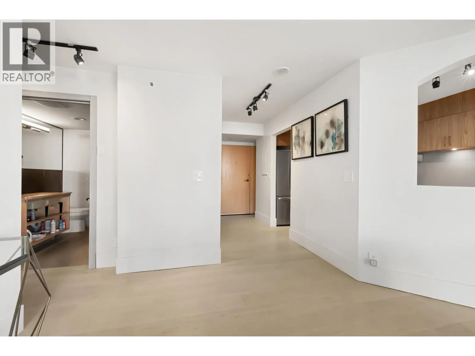 3D 328 TAYLOR WAY