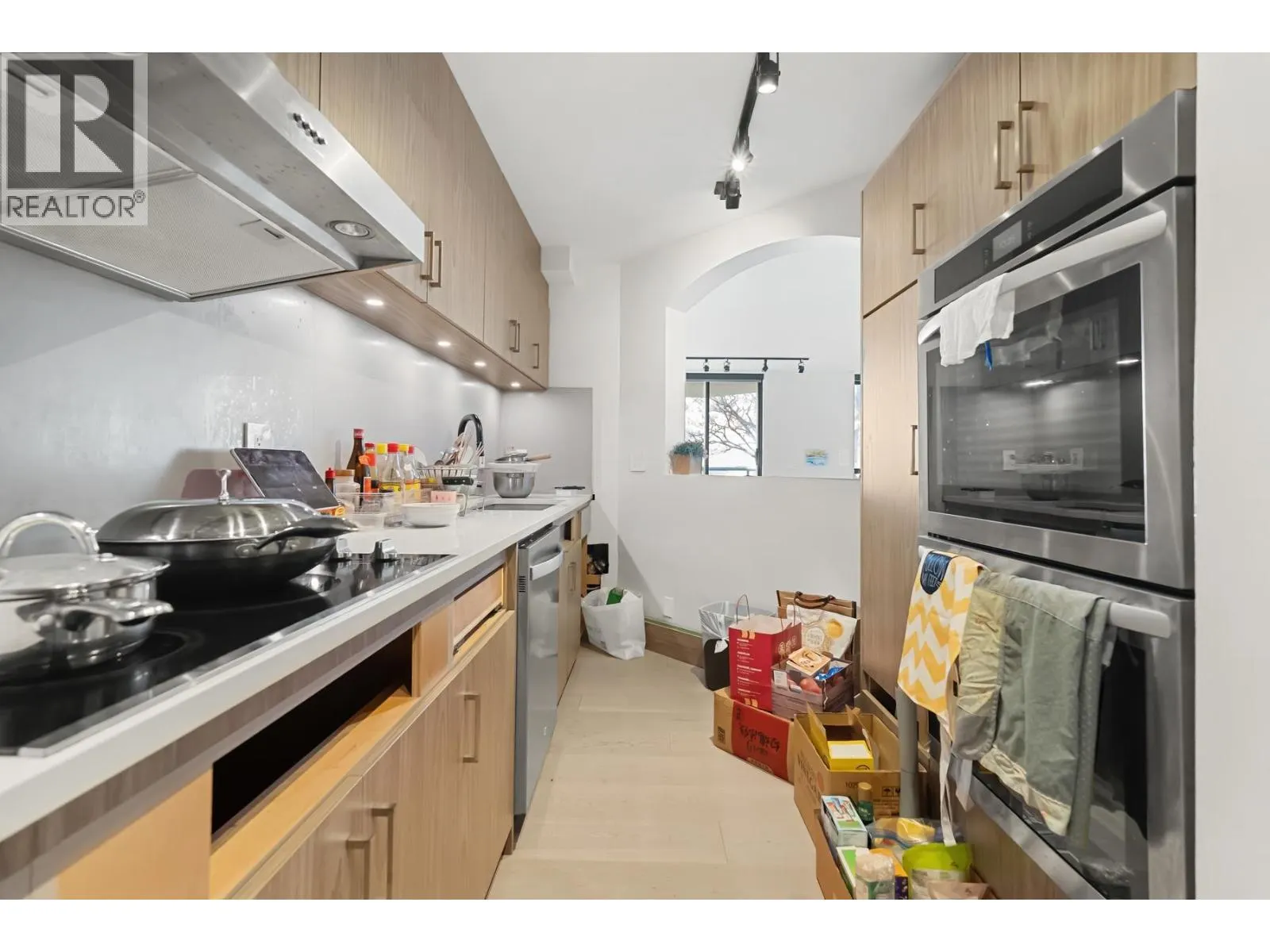 3D 328 TAYLOR WAY