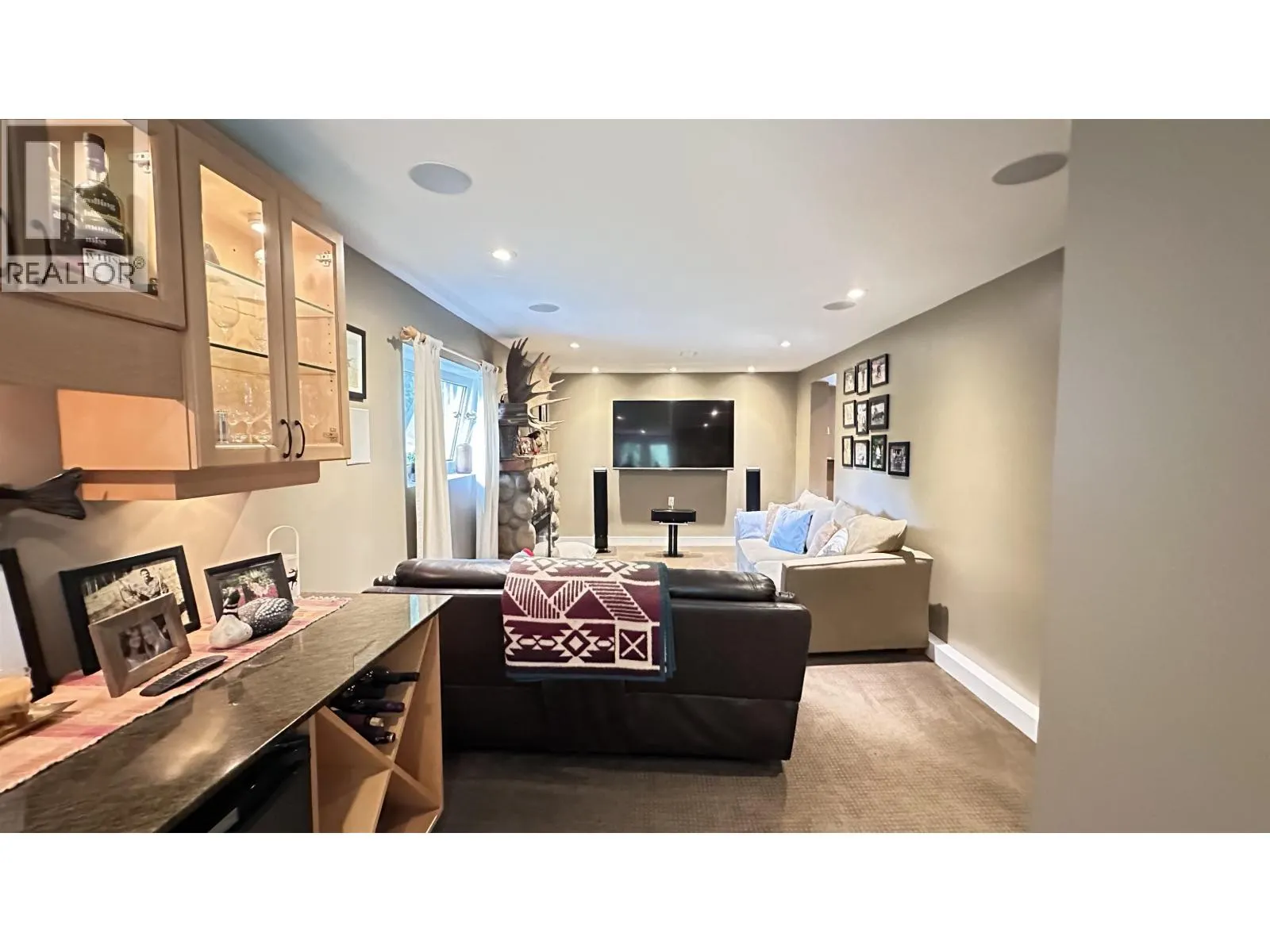 1231 FREDERICK ROAD