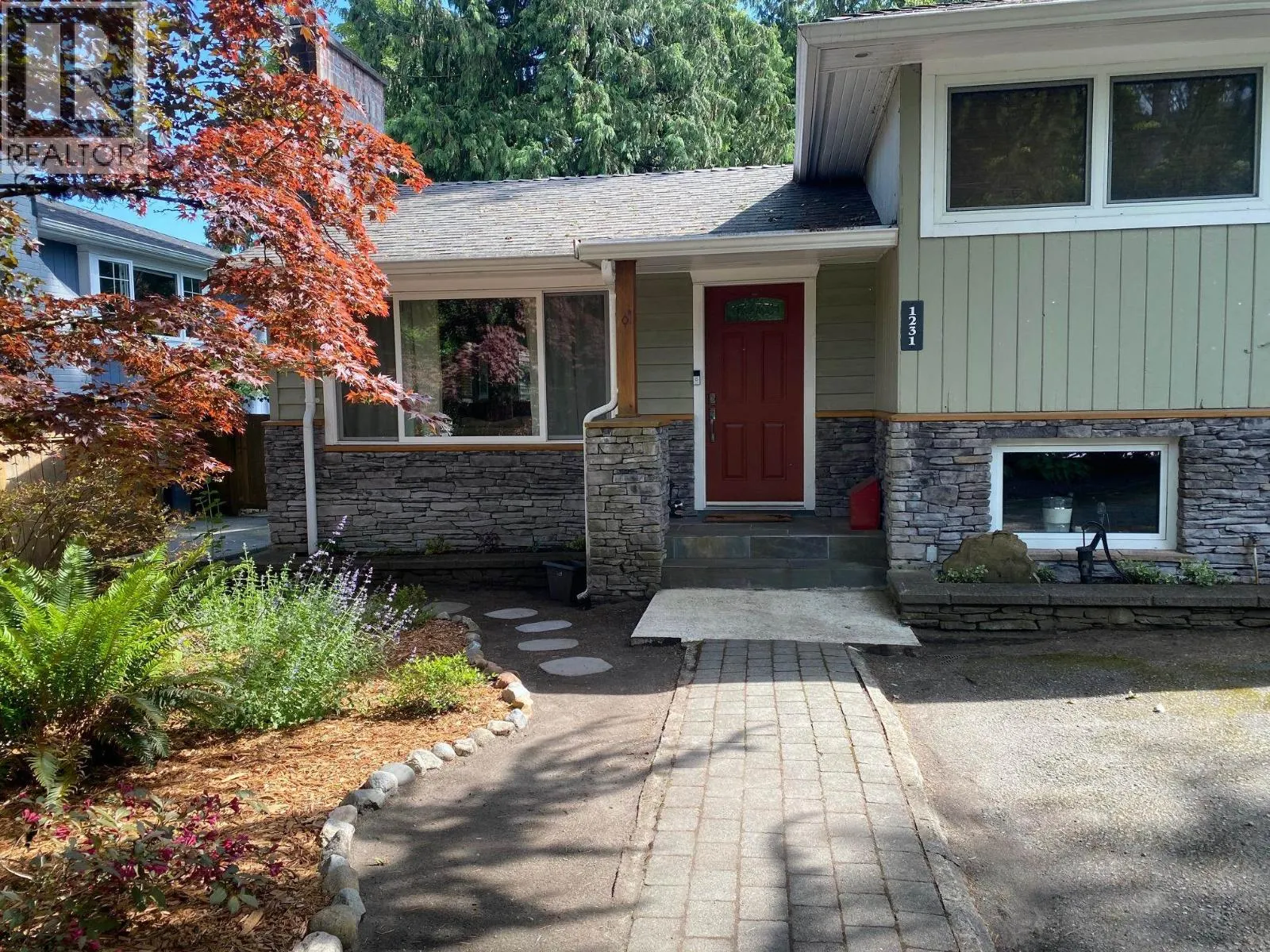 1231 FREDERICK ROAD