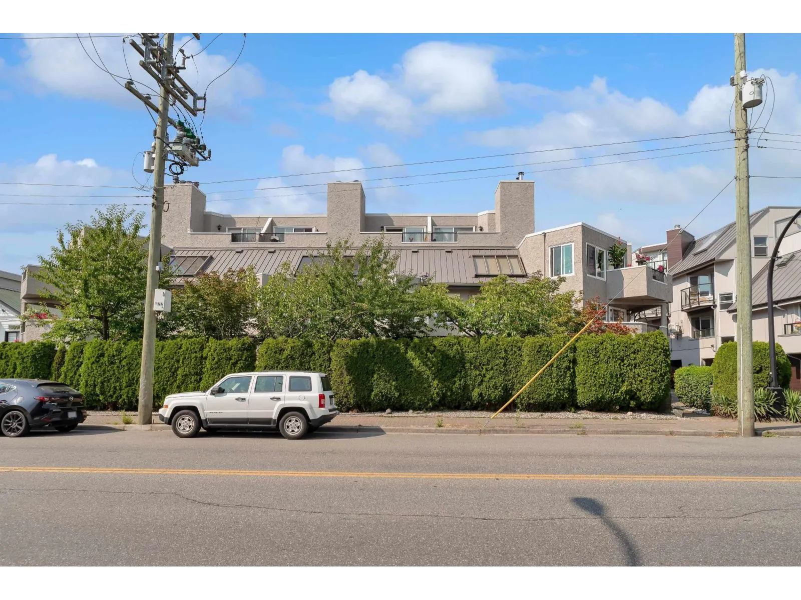 14 15971 MARINE DRIVE