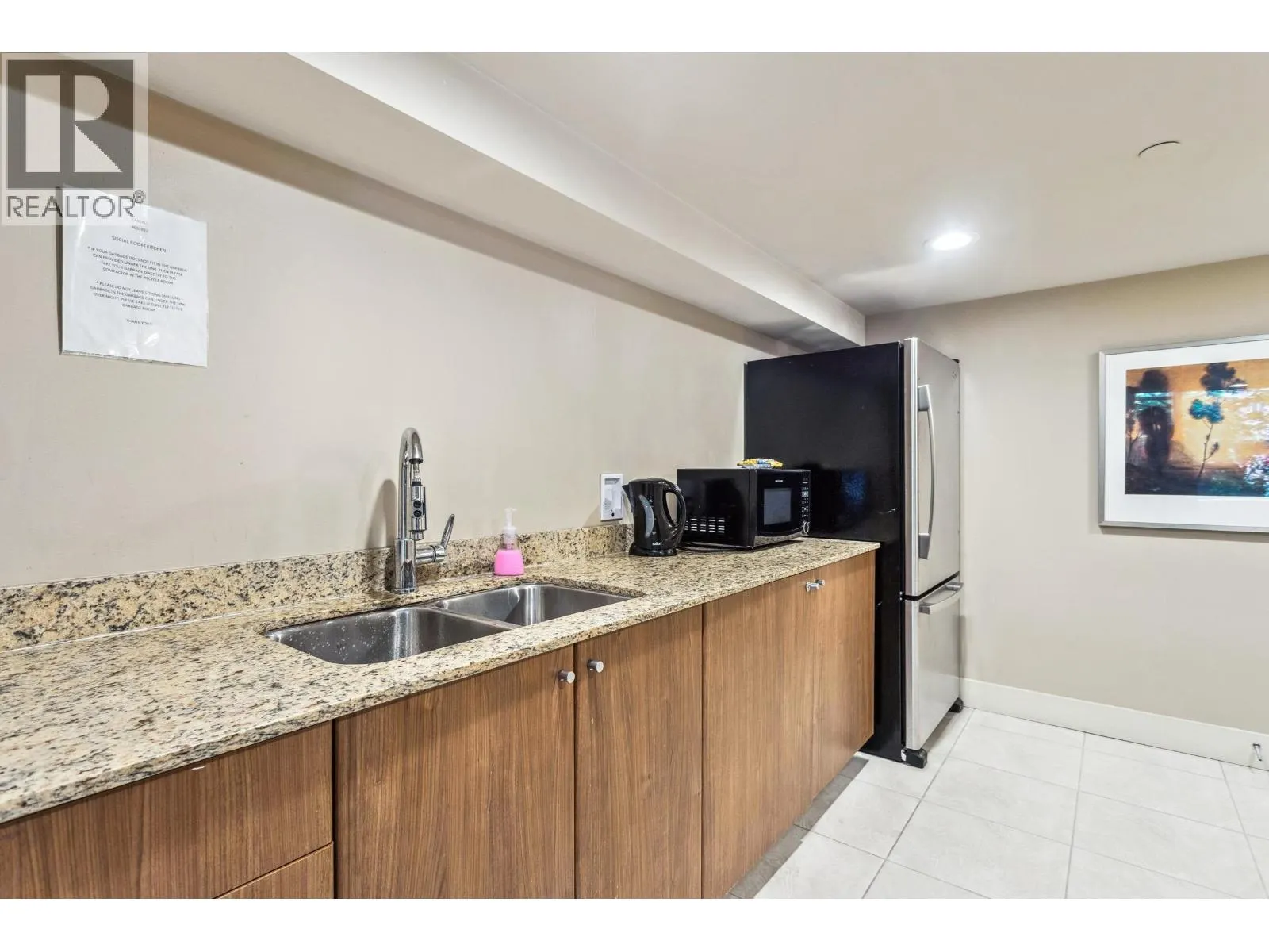 1103 280 ROSS DRIVE