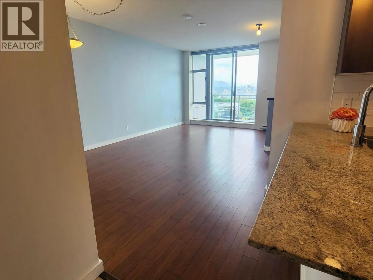 1103 280 ROSS DRIVE