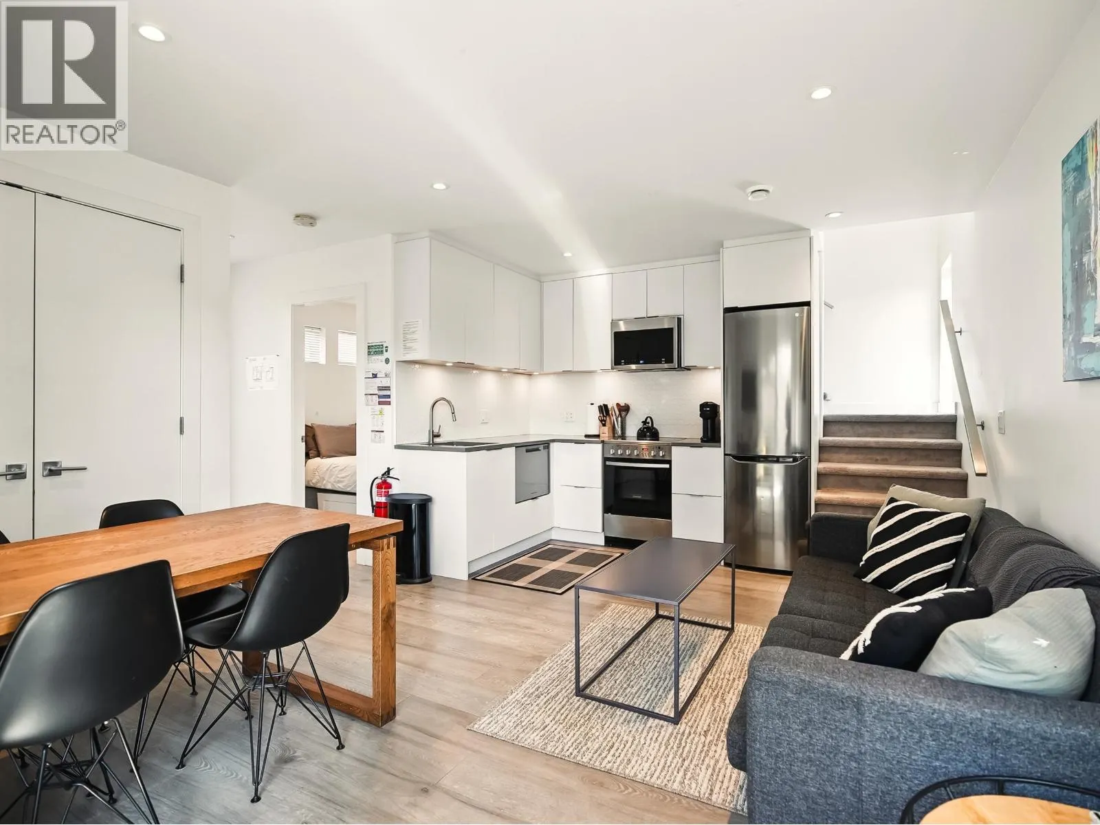 452 E 4TH STREET