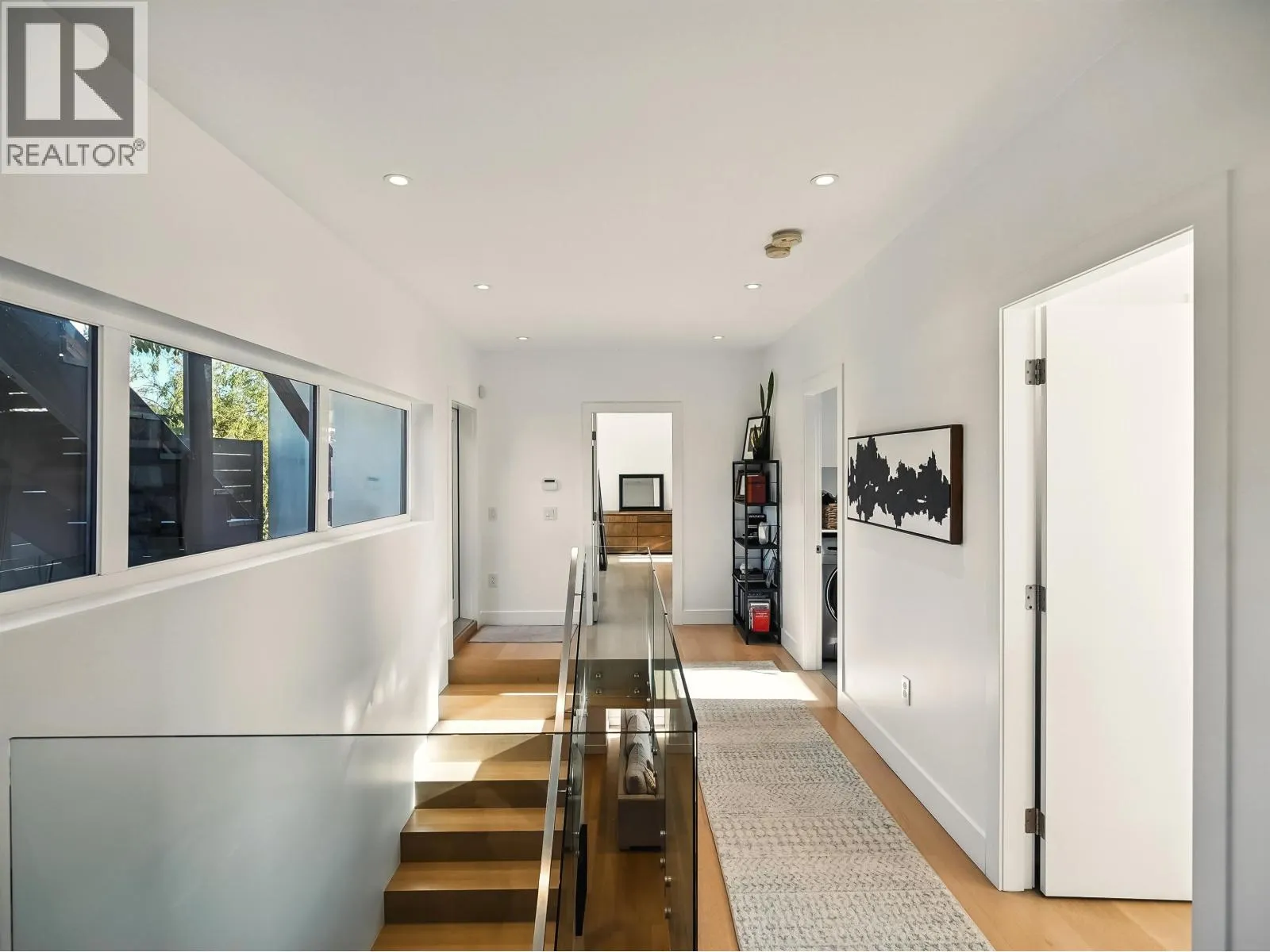 452 E 4TH STREET