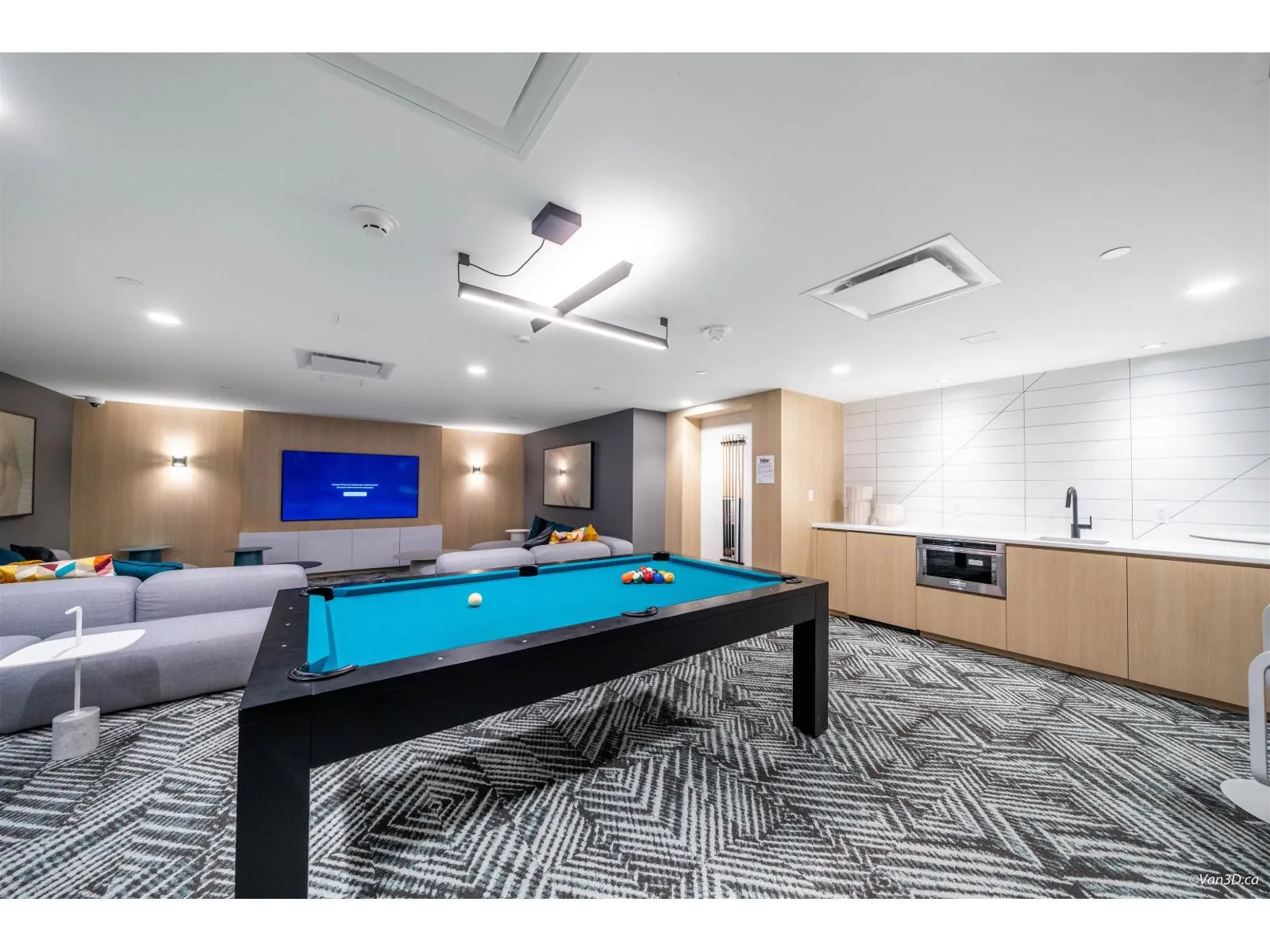 2710 10448 UNIVERSITY DRIVE