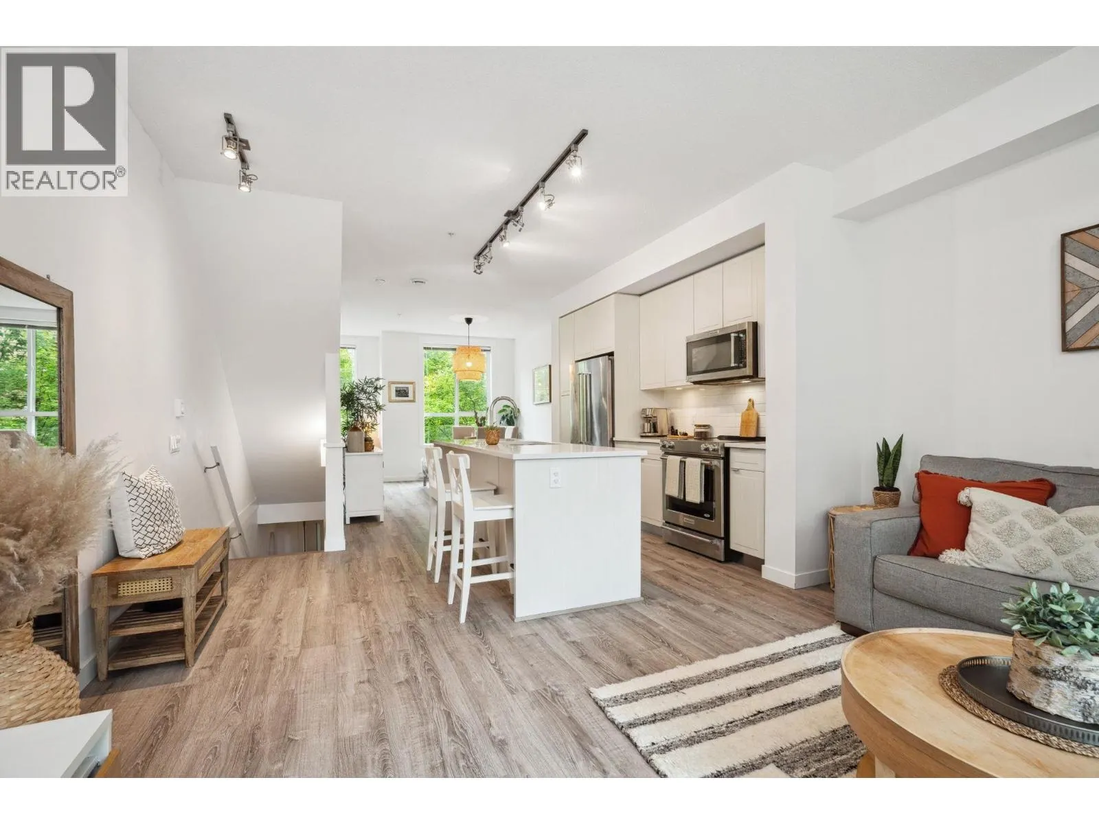 58 2380 RANGER LANE