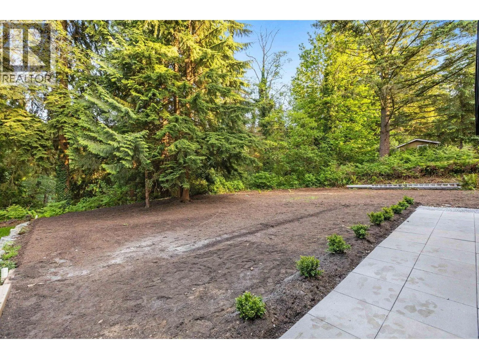 988 SEAFORTH WAY