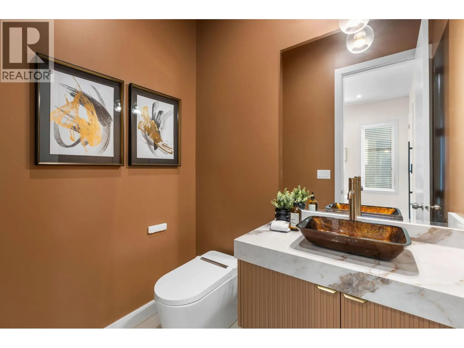 988 SEAFORTH WAY