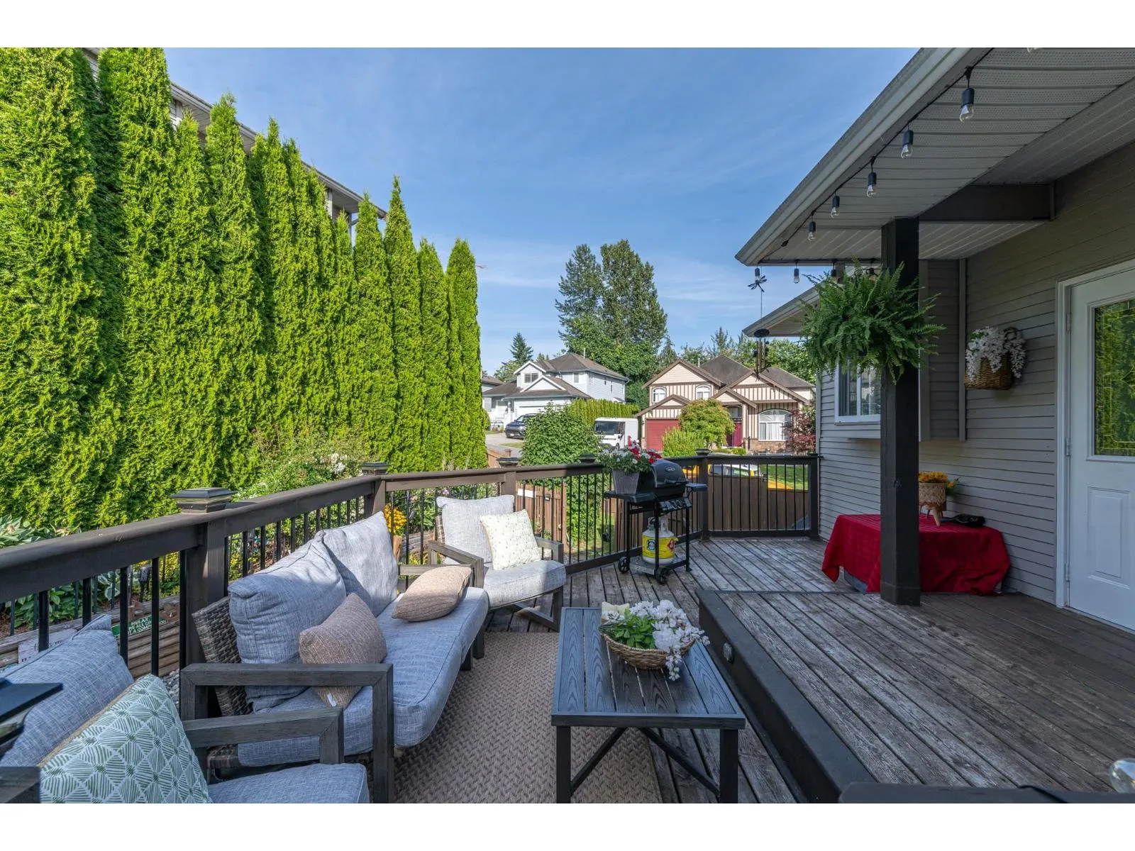 8021 MELBURN DRIVE