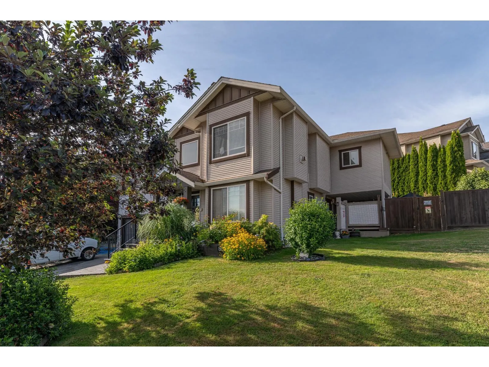 8021 MELBURN DRIVE