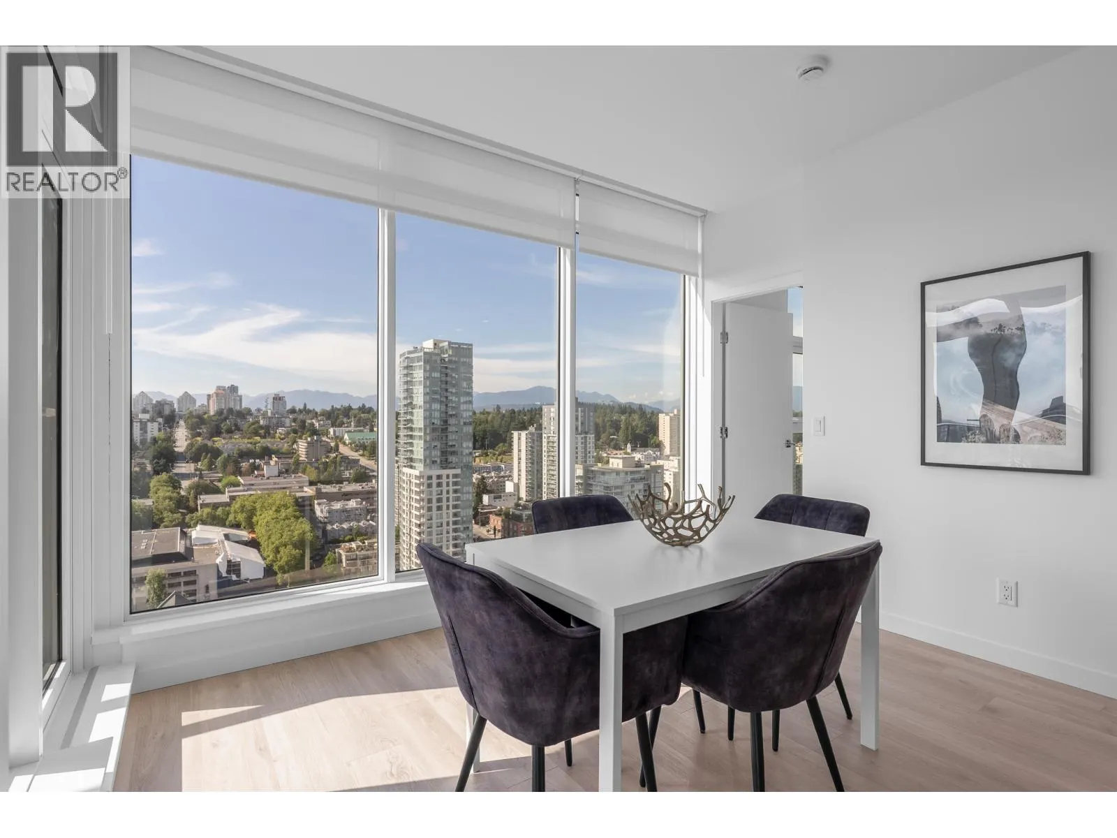 2904 660 QUAYSIDE DRIVE